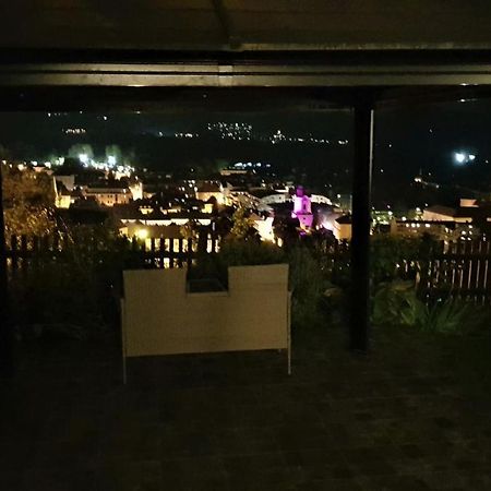 Blick Ueber Krems Mit Gartenpavillon Esterno foto